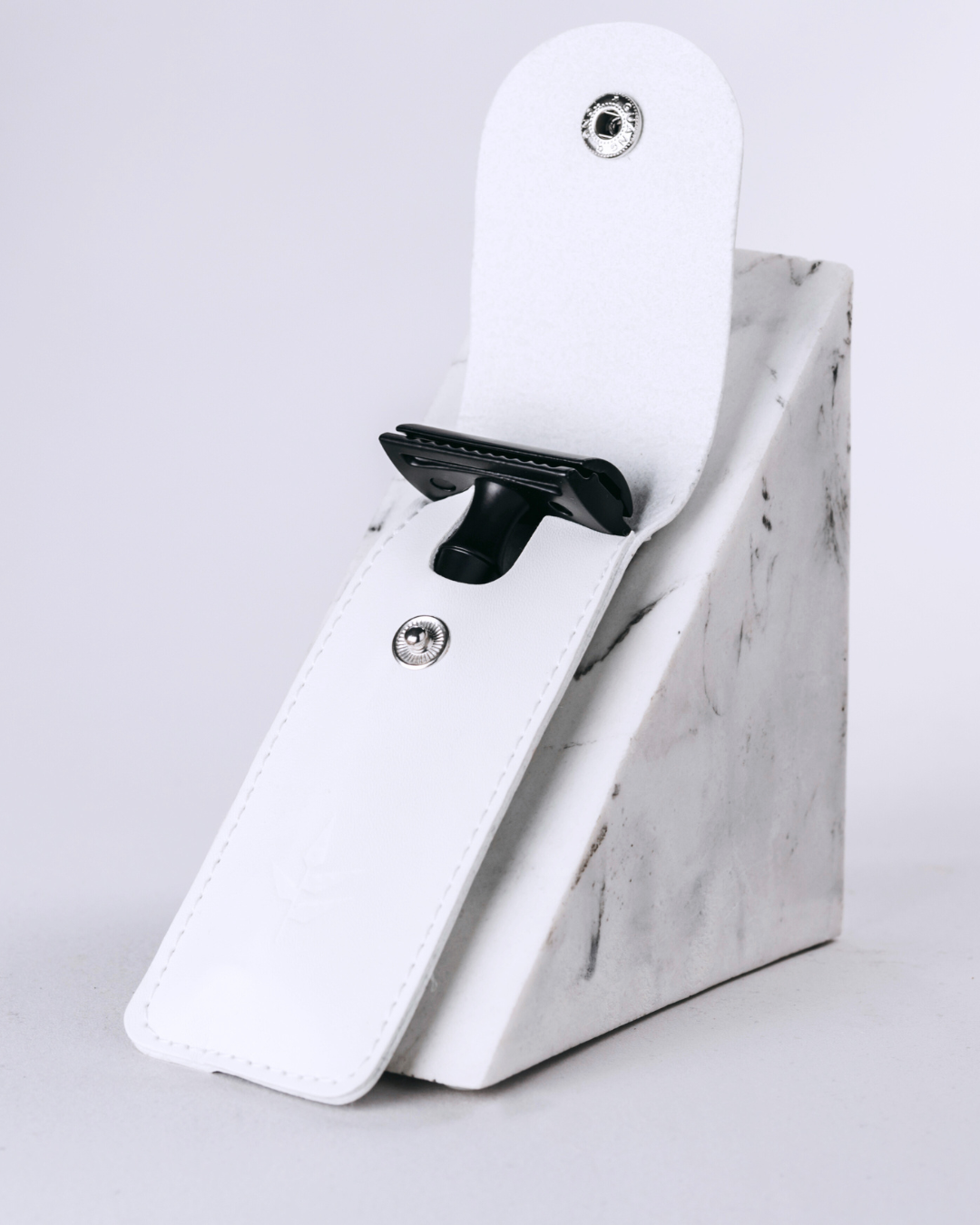 LIQUIDACIÓN Funda Maquinilla de Afeitar Blanca